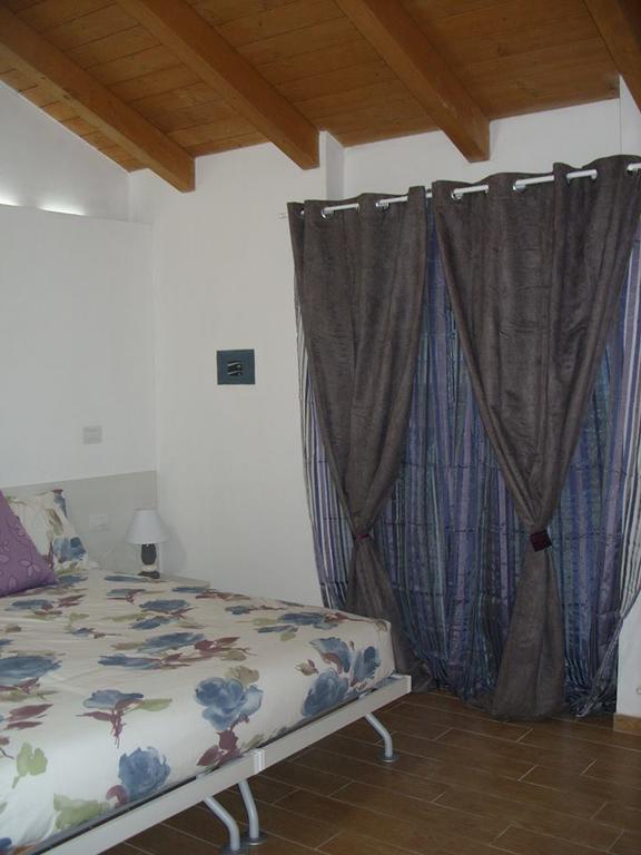 Al Castello Bed And Breakfast Cornate d'Adda Екстер'єр фото